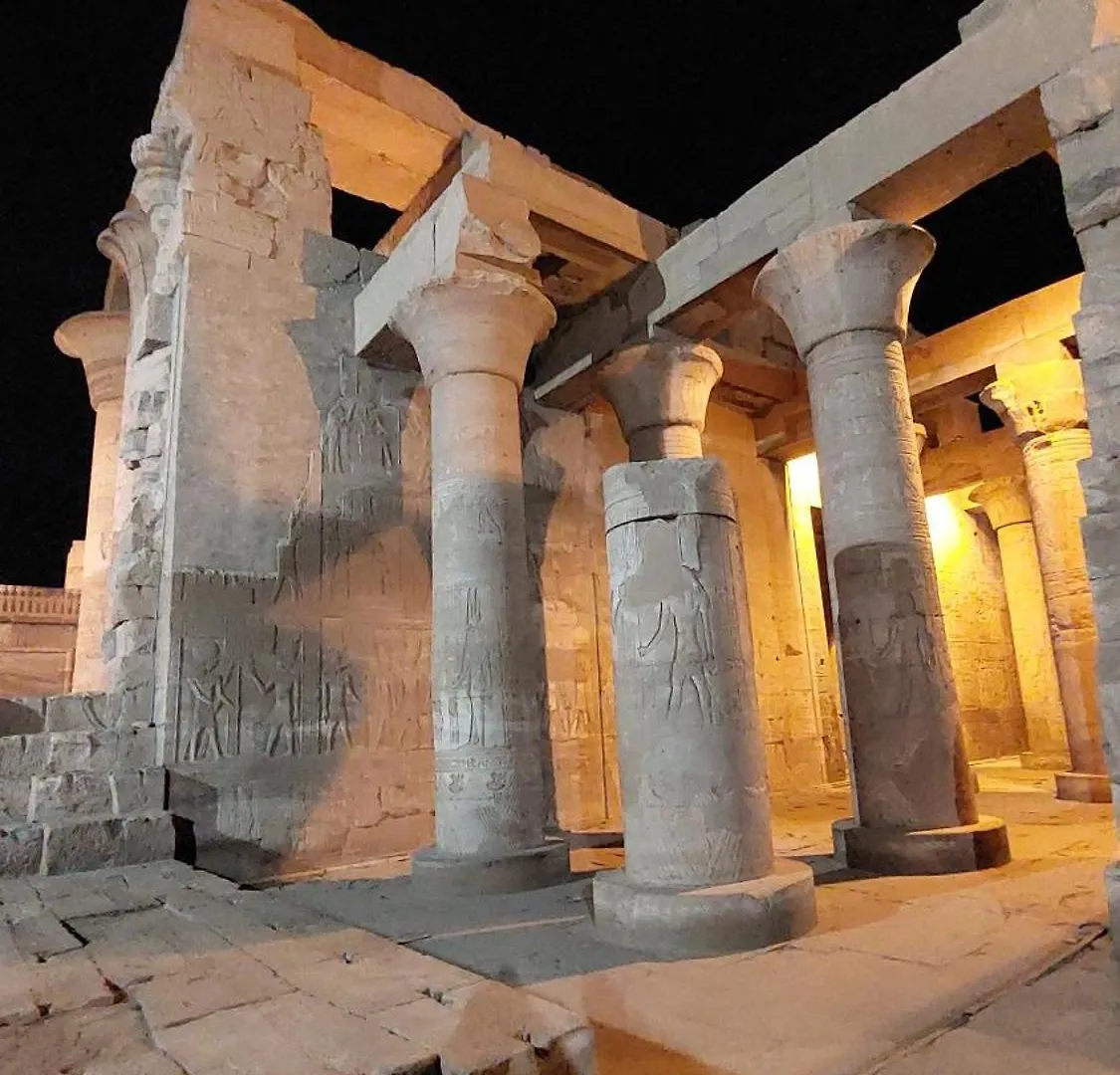 Hotel Upper Sky Tours 5 Stars Nile Cruises Sailing From Luxor To Aswan Every Saturday & Monday For 4 Nights - From Aswan Every Wednesday And Friday For Only 3 Nights With All Visits